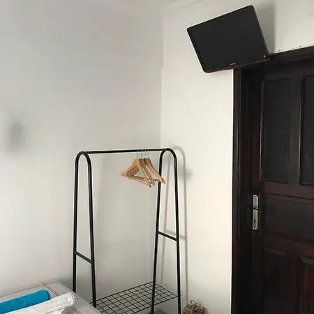 Livane Quarto em Acomodações Particulares *